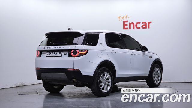 Land Rover Discovery Sport 2.0 TD4 SE (150PS) — пробег 181 139 км — фото 2 из 5