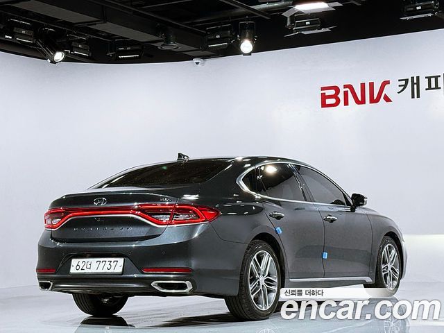 Hyundai Grandeur 2.2 Diesel Premium — пробег 309 102 км — фото 2 из 5