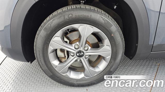 Kia Seltos из Кореи Encar