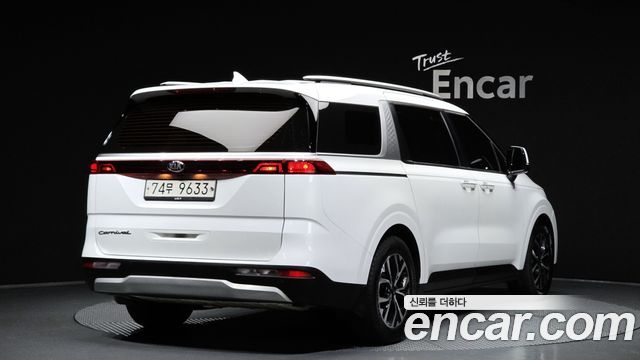 Kia Carnival из Кореи Encar