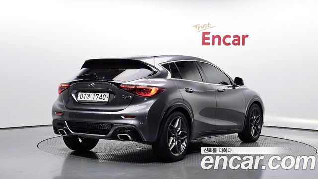 Infiniti Q30 из Кореи Encar