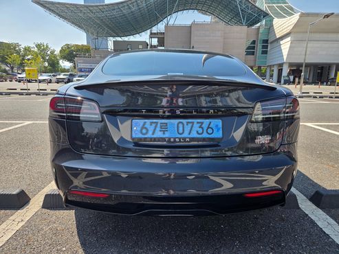 Tesla Model S Plaid — пробег 14 597 км — фото 4 из 5