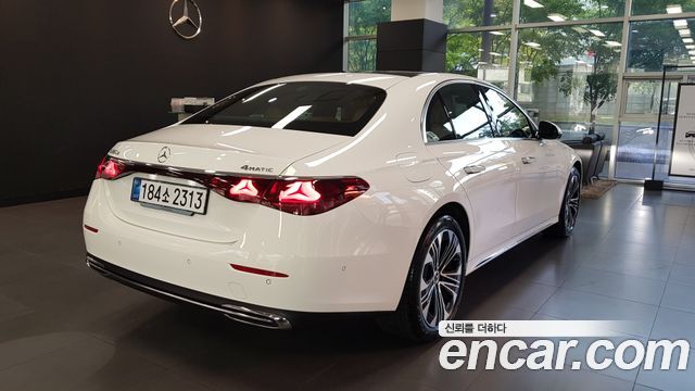 Mercedes-Benz E-Class из Кореи Encar