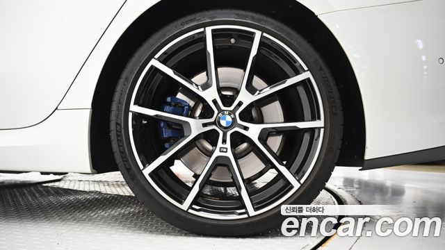 BMW 8-Series 840d xDrive M Sport Gran Coupe — пробег 63 278 км — фото 5 из 5