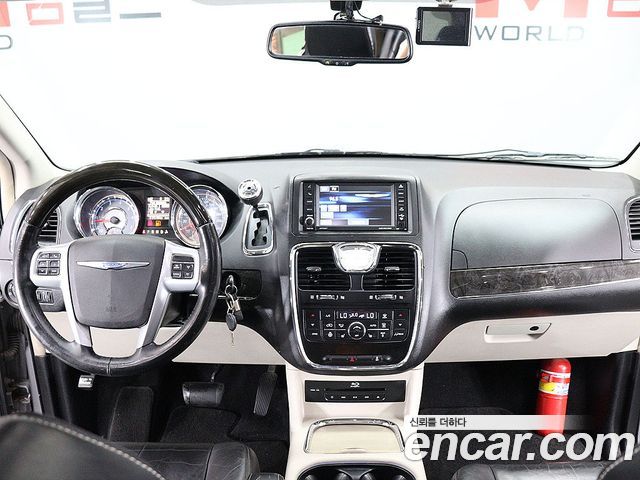 Chrysler Grand Voyager 3.6 LIMITED — пробег 217 292 км — фото 5 из 5