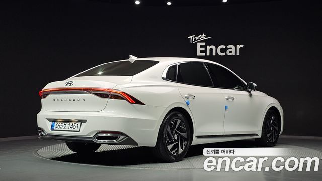 Hyundai Grandeur из Кореи Encar