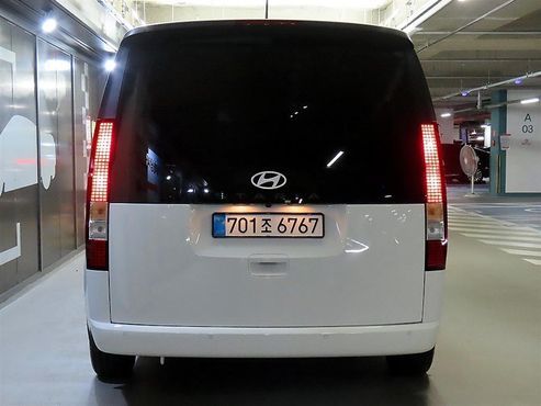 Hyundai Staria HEV 1.6 Tourer 11-Seater Modern — пробег 29 883 км — фото 3 из 5