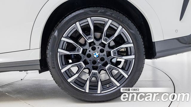 BMW X6 xDrive30d M Sport — пробег 9 800 км — фото 5 из 5