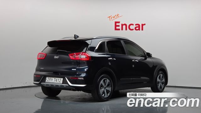 Kia Niro из Кореи Encar