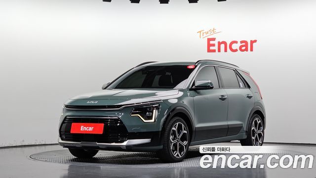 Kia Niro Signature — пробег 86 891 км — фото 1 из 5
