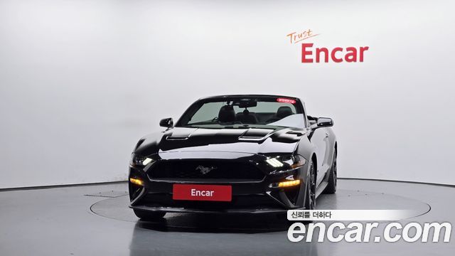 Ford Mustang Convertible — пробег 83 461 км — фото 3 из 5
