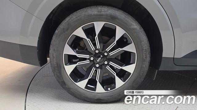 Kia Carnival Diesel 9-Seater Prestige — пробег 97 890 км — фото 5 из 5