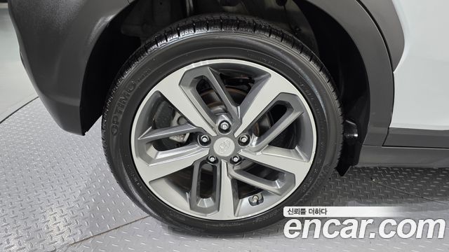 Hyundai Kona из Кореи Encar