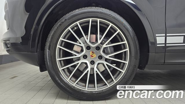 Porsche Cayenne 3.0 — пробег 69 321 км — фото 5 из 5
