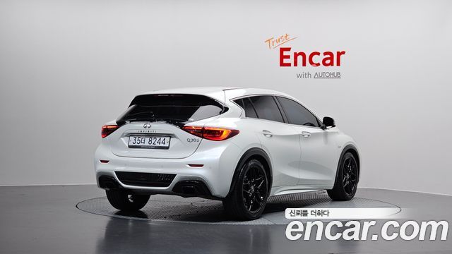 Infiniti Q30 из Кореи Encar
