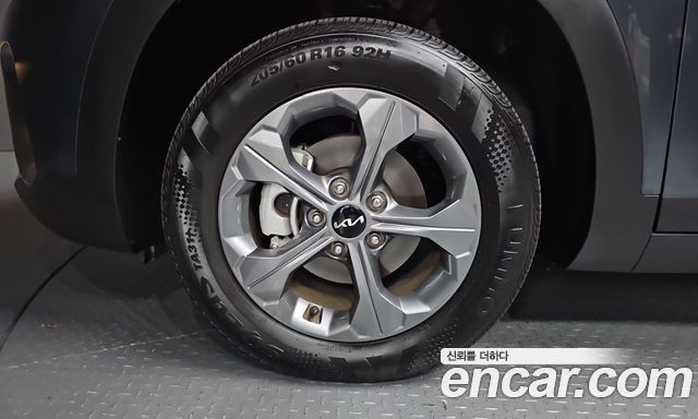 Kia Seltos из Кореи Encar