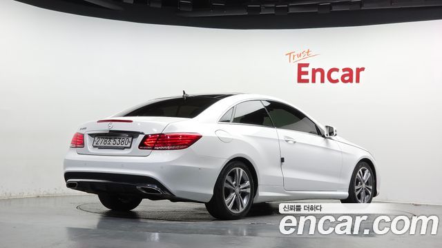 Mercedes-Benz E-Class из Кореи Encar