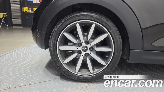 Mini Cooper Convertible Standard 3rd — пробег 58 195 км — фото 5 из 5