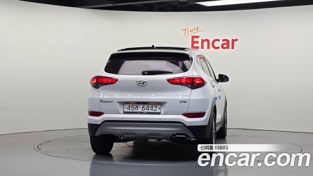 Hyundai Tucson из Кореи Encar