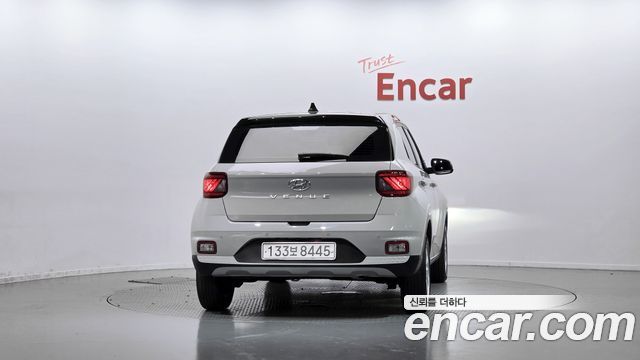 Hyundai Venue из Кореи Encar