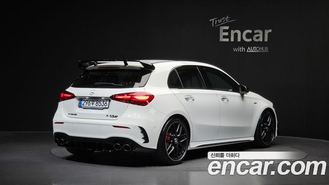 Mercedes-Benz A-Class AMG A45 S 4MATIC+ Hatchback — пробег 776 км — фото 2 из 5