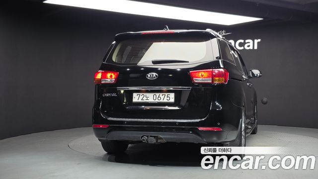 Kia Carnival из Кореи Encar