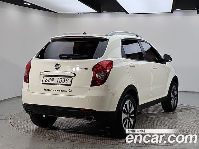Ssangyong KORANDO 2.0 CVT 2WD Deluxe — пробег 155 000 км — фото 4 из 5