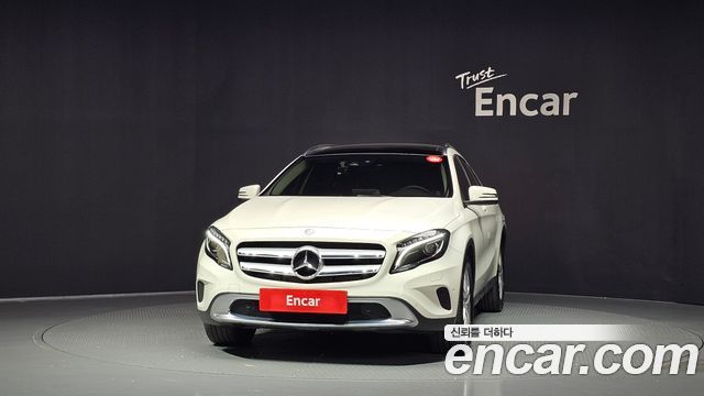 Mercedes-Benz GLA-Class GLA200 d — пробег 86 767 км — фото 3 из 5