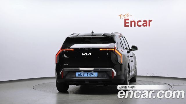Kia EV3 из Кореи Encar