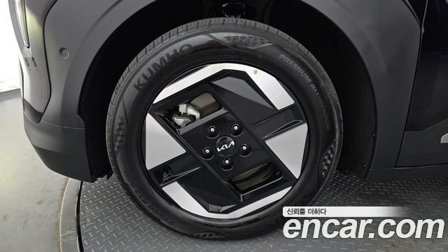 Kia EV3 из Кореи Encar