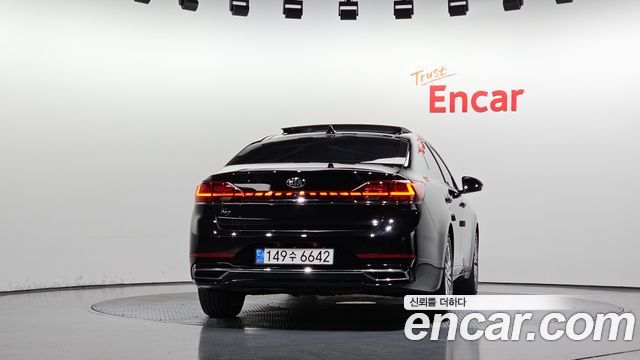 Kia K7 из Кореи Encar