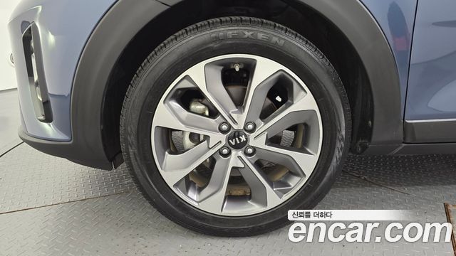 Kia Stonic из Кореи Encar