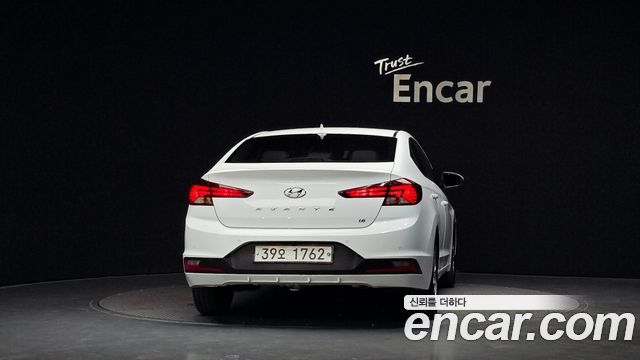 Hyundai AVANTE из Кореи Encar