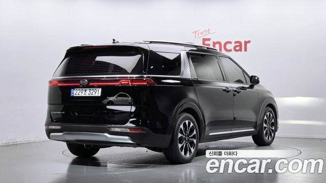Kia Carnival из Кореи Encar