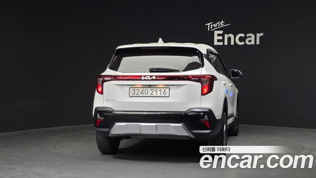 Kia Seltos из Кореи Encar