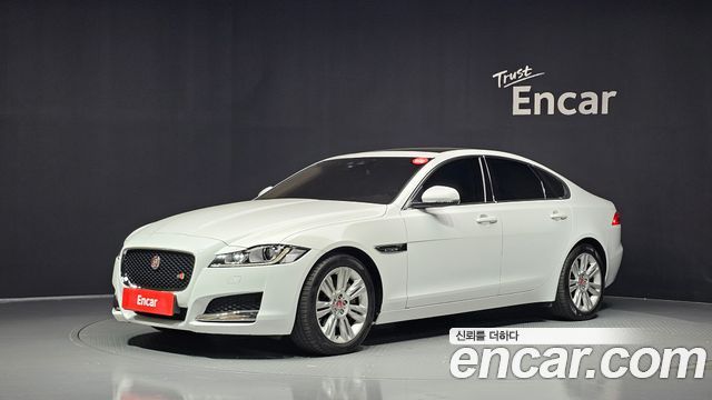 Jaguar XF 25t Prestige — пробег 95 372 км — фото 1 из 5