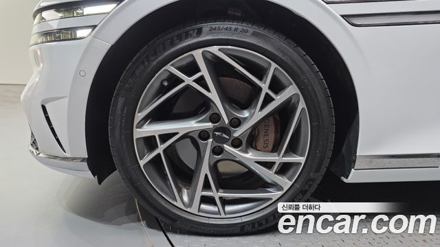 Genesis G90 из Кореи Encar