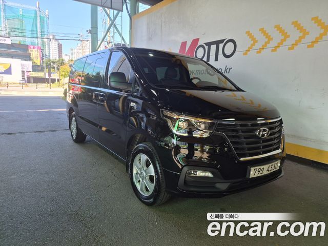 Hyundai Starex 4WD Wagon 12-Seater Smart — пробег 99 522 км — фото 1 из 5