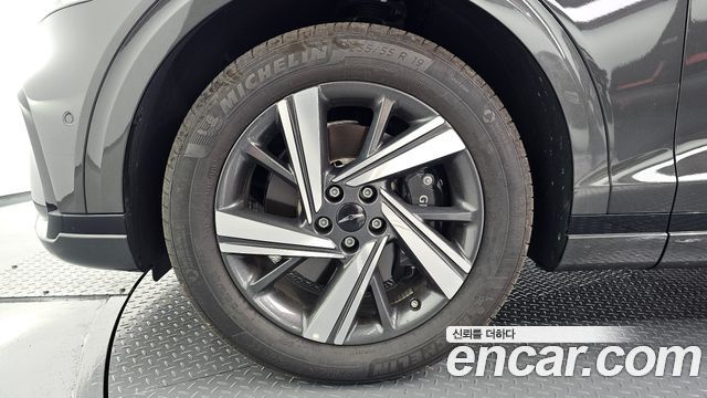 Genesis GV70 из Кореи Encar