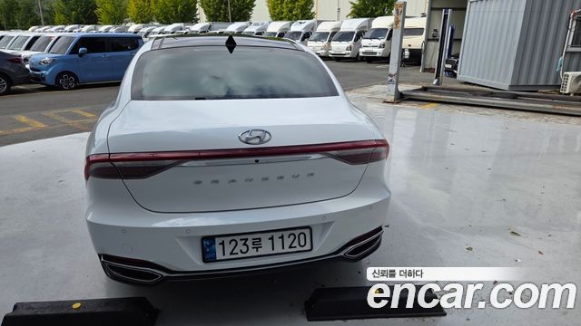 Hyundai Grandeur 3.0 LPi Exclusive — пробег 57 417 км — фото 2 из 5