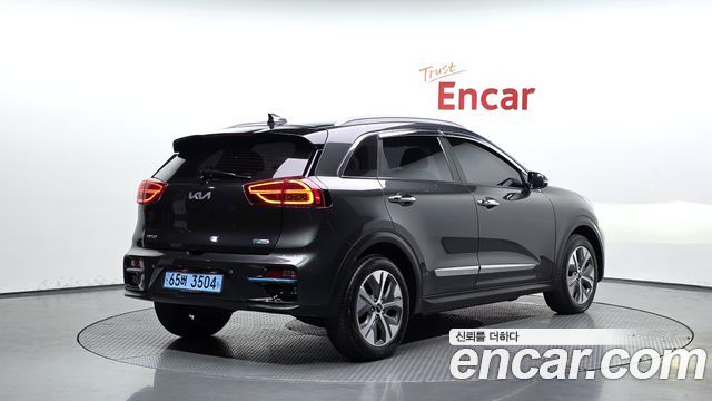 Kia Niro Noblesse — пробег 86 941 км — фото 2 из 5