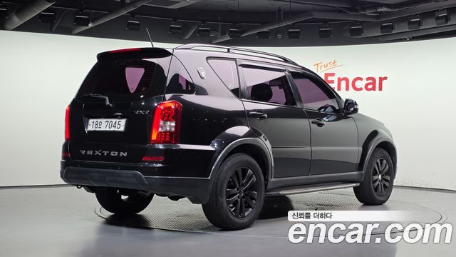 Ssangyong Rexton из Кореи Encar