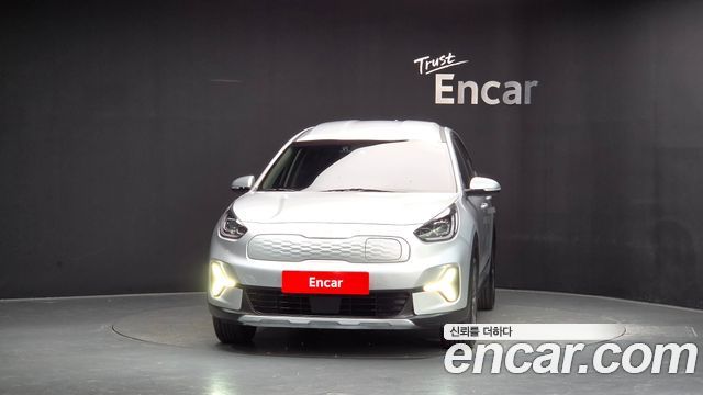 Kia Niro Air — пробег 122 373 км — фото 3 из 5