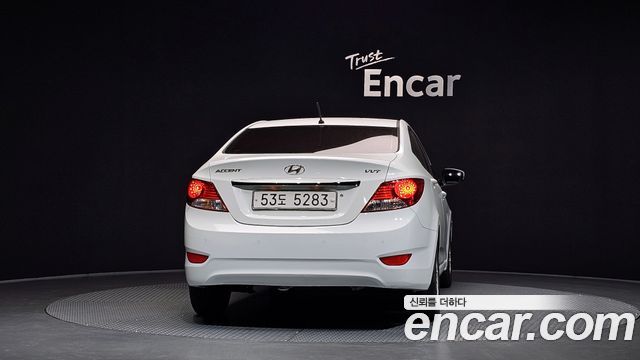 Hyundai Accent 1.4 VVT Premier — пробег 131 796 км — фото 4 из 5