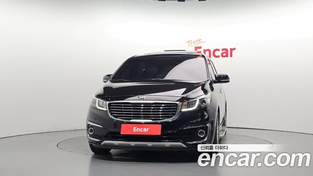 Kia Carnival 9-Seater Noblesse Special — пробег 111 943 км — фото 3 из 5