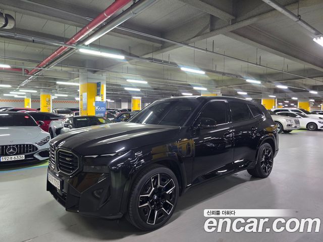BMW XM 4.4 — пробег 28 000 км — фото 2 из 5
