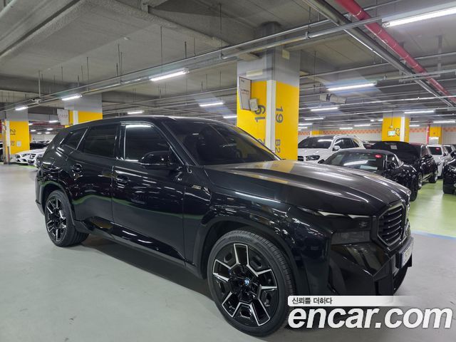 BMW XM 4.4 — пробег 28 000 км — фото 3 из 5