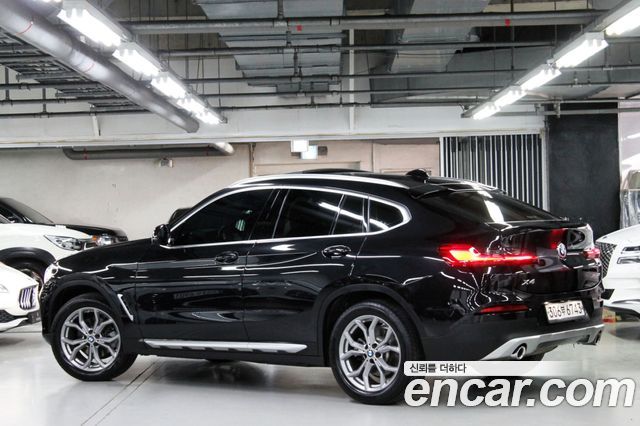 BMW X4 xDrive20i xLine — пробег 75 300 км — фото 4 из 5