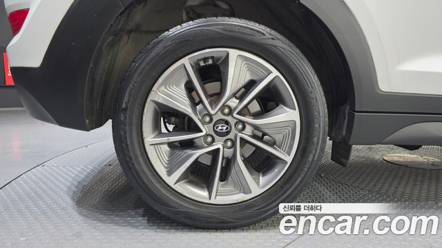 Hyundai Tucson Diesel 2.0 2WD Smart — пробег 131 720 км — фото 5 из 5