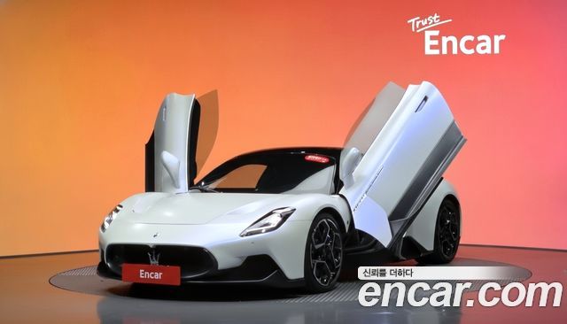 Maserati MC20 из Кореи Encar